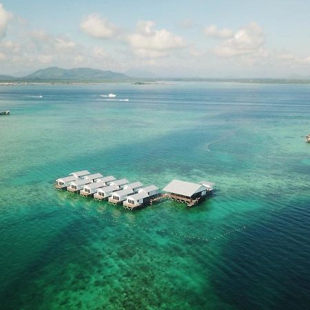 Shun Shun Water Bungalows Hotel Semporna Eksteriør billede